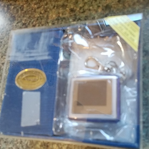 Digital Key Chain in Box - Picture 4 of 4
